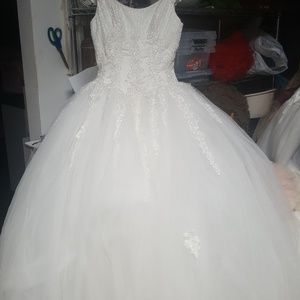 Eva malady size 10 wedding Dre ss
